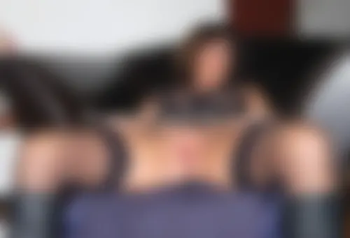 Cougar recrute jeune mecs de Rouen avec l'accord de son mari