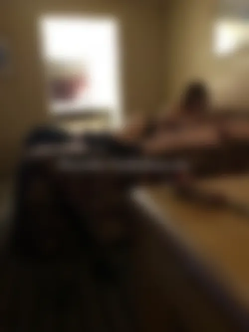 Couple candauliste à Toulon cherche jeune femme pour plan hot à 3