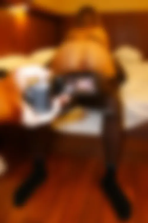 Femme offerte à grosse bite pour vidéo porno amateur à Basse-Terre