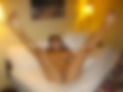 Coquine souhaite se faire baiser par un inconnu à Aubervilliers devant son mari candauliste