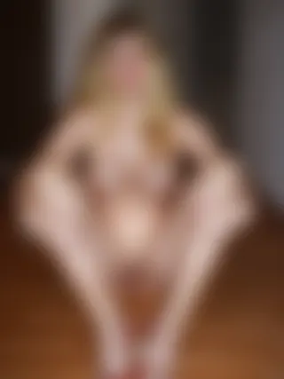 Femme mure montre sa chatte pour rencontrer un homme pour plan cul candauliste à Limoges